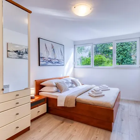 Promenada - Onebedroom With Parking * Ντουμπρόβνικ