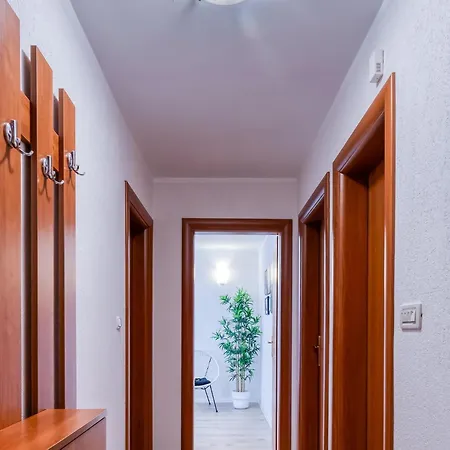 Διαμέρισμα Promenada - Onebedroom With Parking Ντουμπρόβνικ